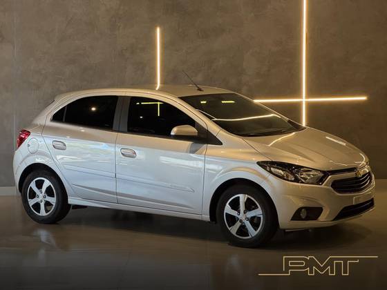 CHEVROLET ONIX 1.4 MPFI LTZ 8V FLEX 4P MANUAL CHEVROLET ONIX 1.4 MPFI LTZ 8V FLEX 4P MANUAL